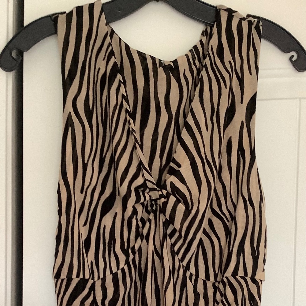 XL INC Sheer sleeveless Tiger print shirt